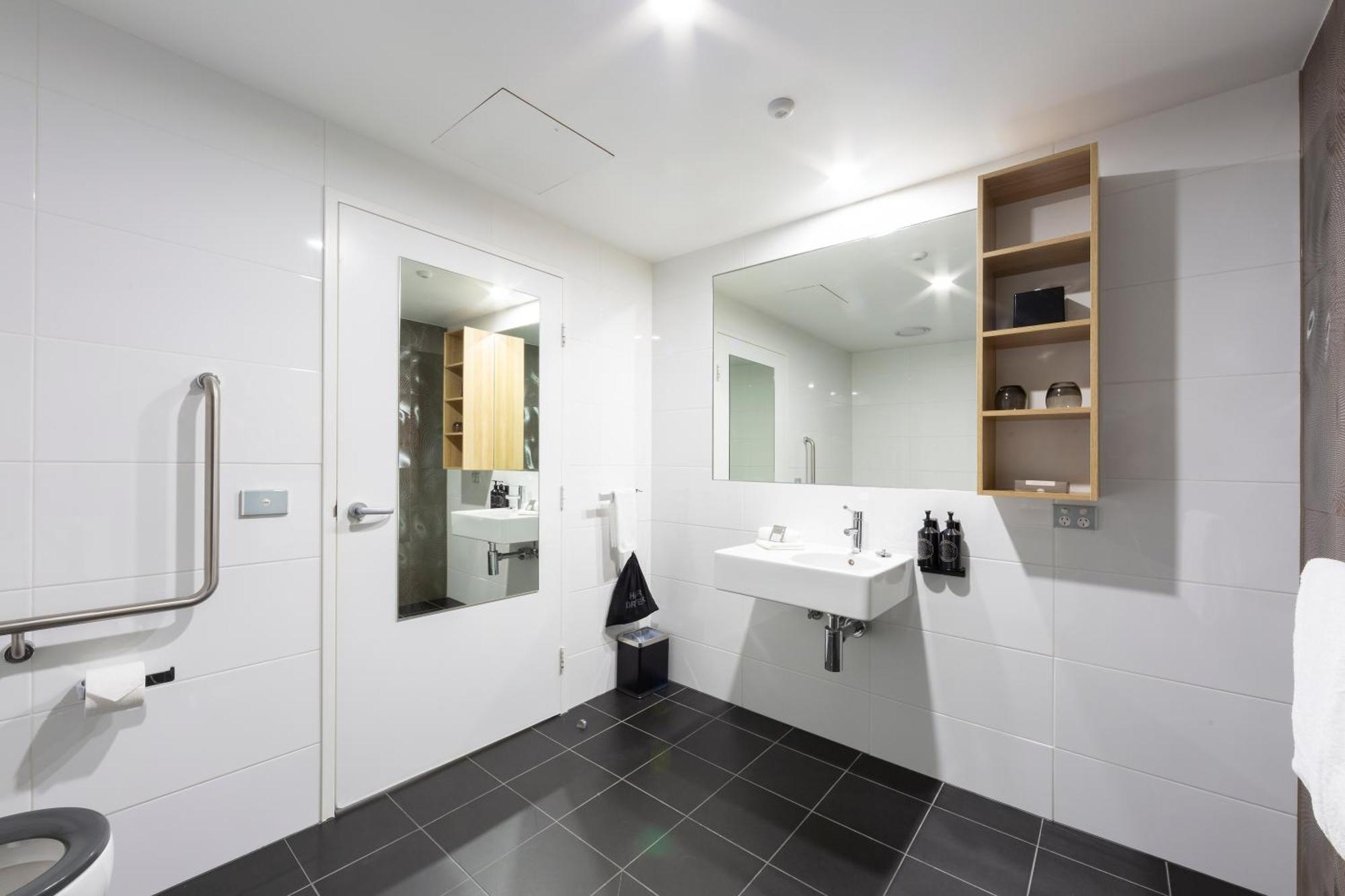 Avenue Hotel Canberra Zewnętrze zdjęcie